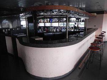 Hotel Maine Natal Bagian luar foto